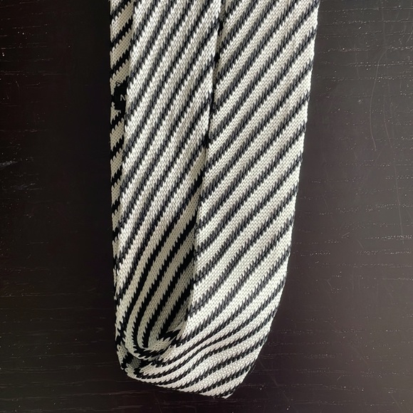 Mens striped skinny tie - Picture 6 of 11